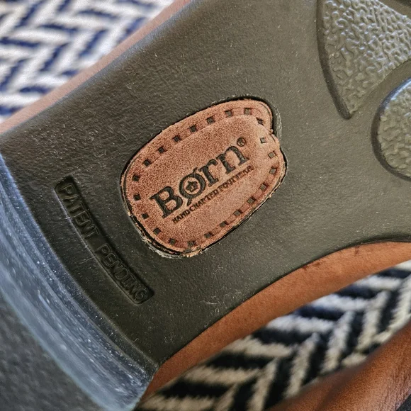 BORN 'Rissa' Handcrafted Footwear Tan Leather Short-Heeled Ankle Boots: Size 9 - Picture 6 of 12